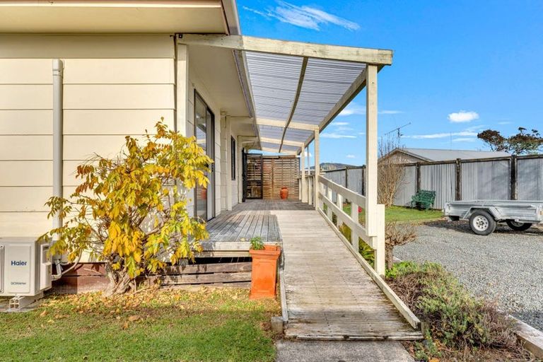 Photo of property in 8a Novelle Grove, Papamoa Beach, Papamoa, 3118