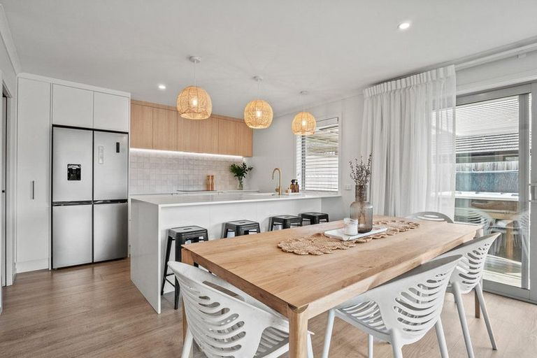 Photo of property in 37 Myles Way, Lower Shotover, Queenstown, 9304