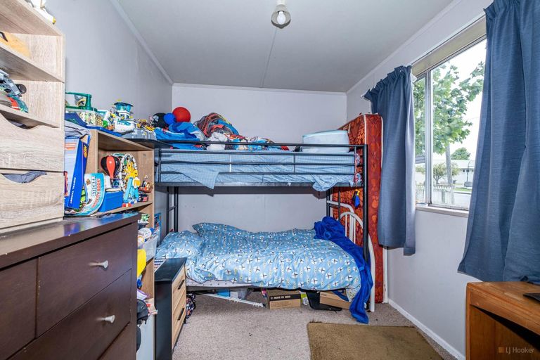 Photo of property in 35 Leonard Street, Waimate, 7924