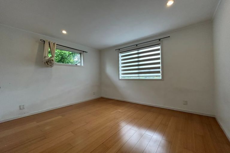 Photo of property in 8 Leatham Crescent, Opaheke, Papakura, 2113