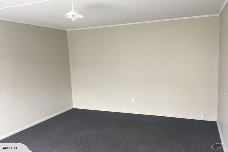 Photo of property in 2/474 Hereford Street, Linwood, Christchurch, 8011