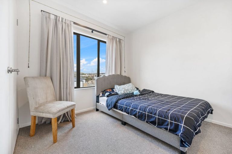 Photo of property in 4b Ahunga Road, Karaka, Papakura, 2113