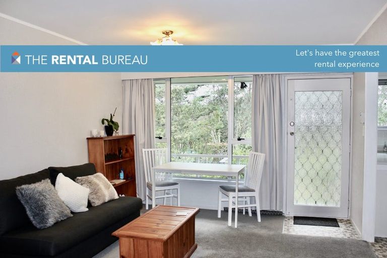 Photo of property in 2/70 Kaurilands Road, Titirangi, Auckland, 0604