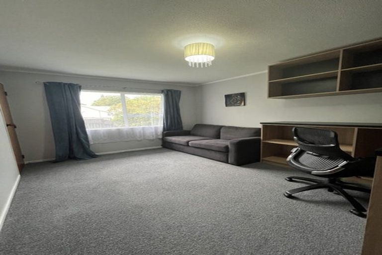 Photo of property in 89 Field Street, Silverstream, Upper Hutt, 5019