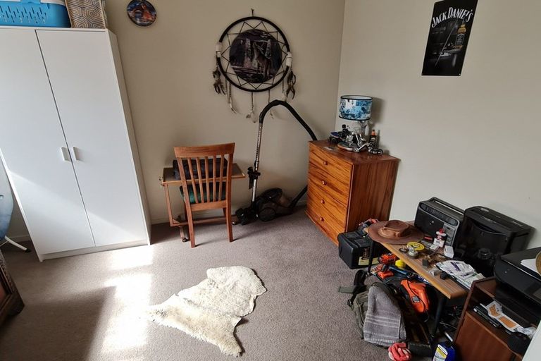 Photo of property in 84 Wakefield Street, Westport, 7825