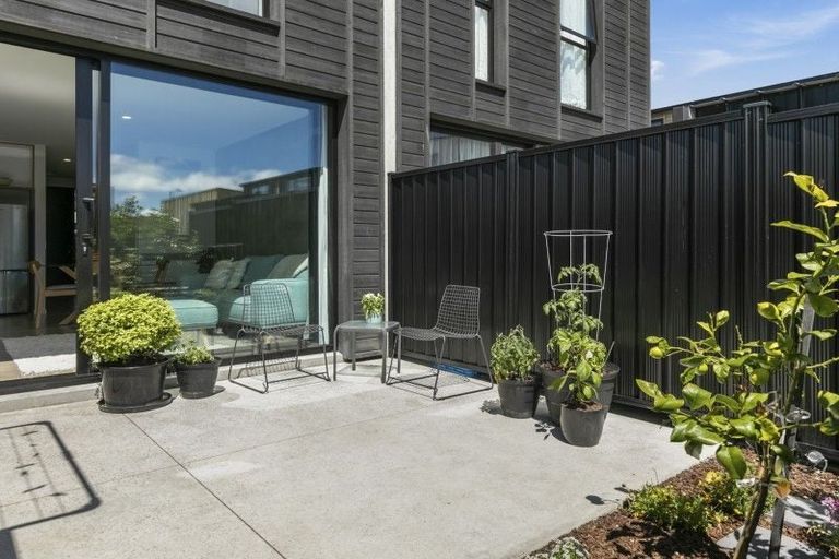 Photo of property in 4 Te Ara O Paetutu, Petone, Lower Hutt, 5012