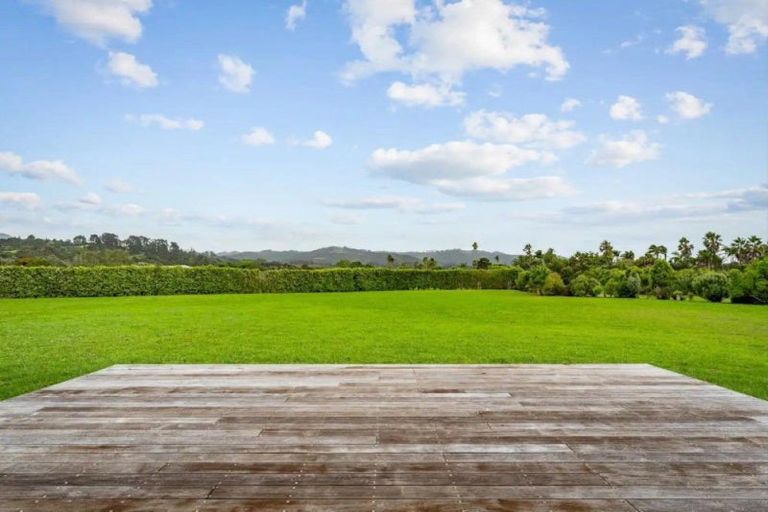 Photo of property in 261 Point Wells Road, Point Wells, 0986