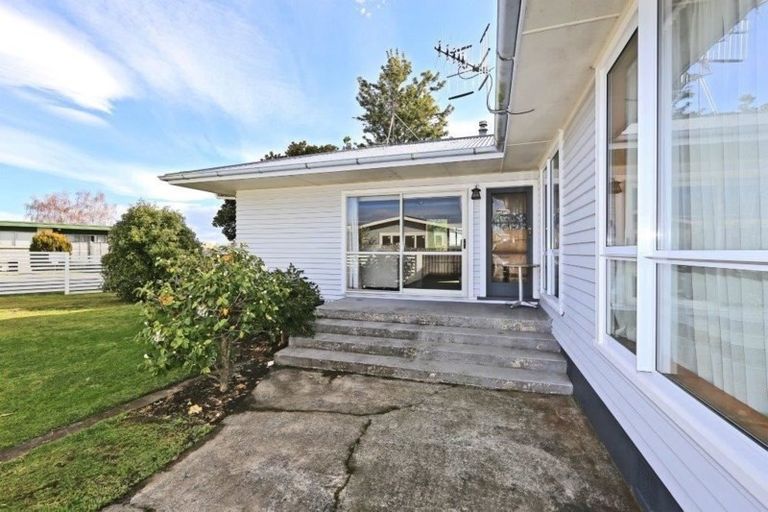 Photo of property in 4 Goddard Lane, Havelock North, 4130