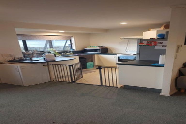 Photo of property in 30 Hall Road, Matua, Tauranga, 3110