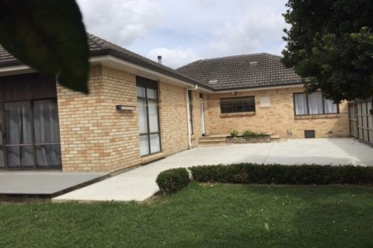 Photo of property in 311 Cambridge Road, Hillcrest, Hamilton, 3216