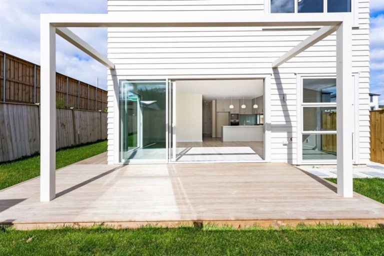 Photo of property in 7 Nephrite Lane, Henderson, Auckland, 0610