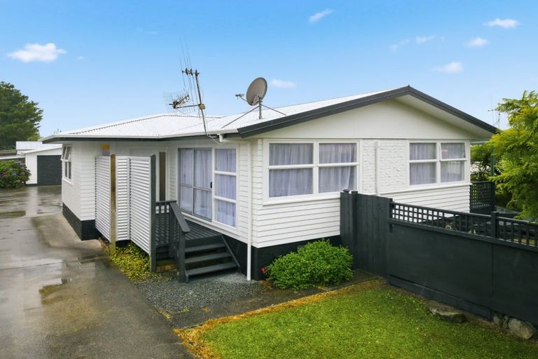 Photo of property in 23 Beazley Crescent, Tikipunga, Whangarei, 0112