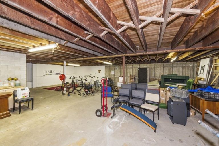 Photo of property in 1 Duke Street, Papakura, 2110