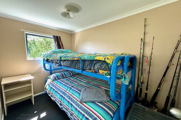 Photo of property in 30 Tarata Street, Kaka Point, Balclutha, 9271