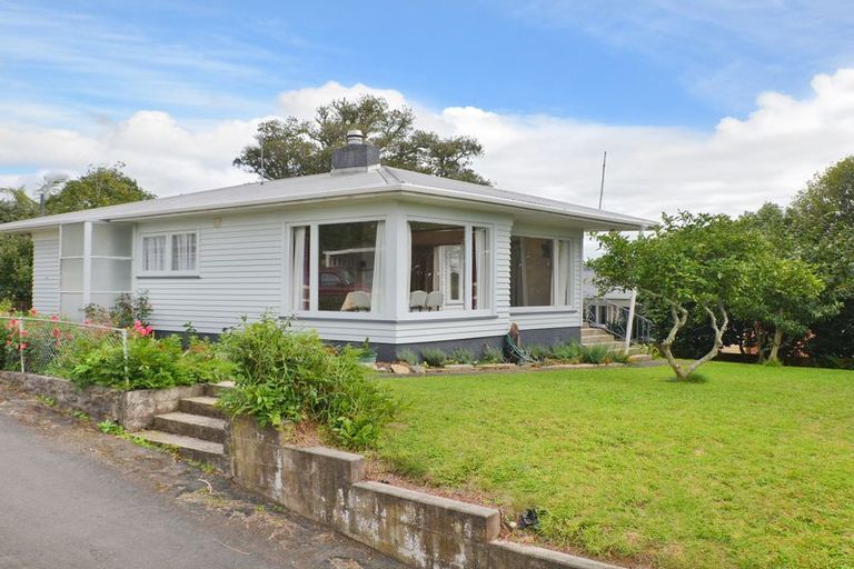 Photo of property in 10 Mcinnes Avenue, Te Kamo, Whangarei, 0112