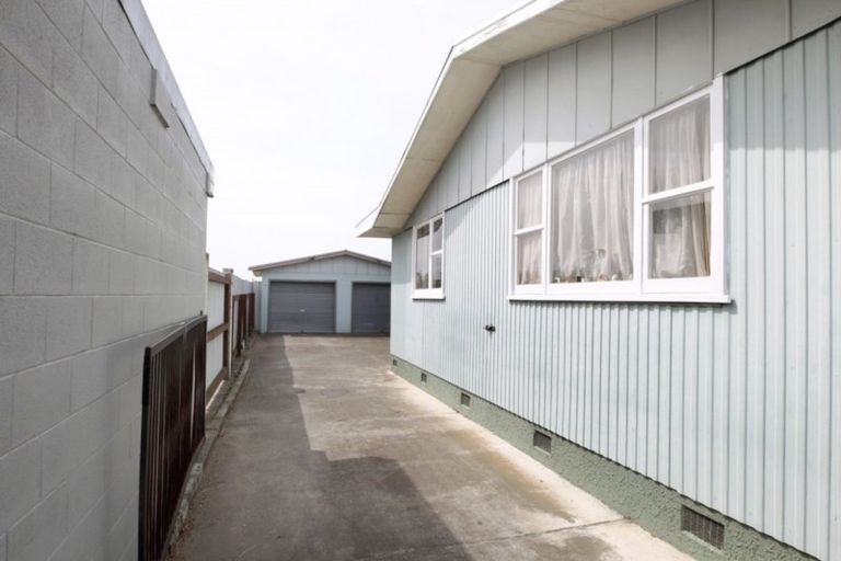 Photo of property in 12 Folkestone Drive, Flaxmere, Hastings, 4120