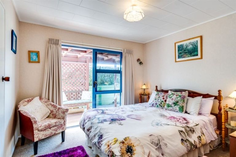 Photo of property in 109 North Shore Road, Eskdale, Napier, 4182