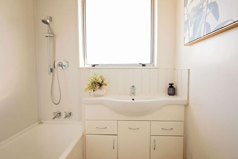 Photo of property in 3/443b Main South Road, Hornby, Christchurch, 8042