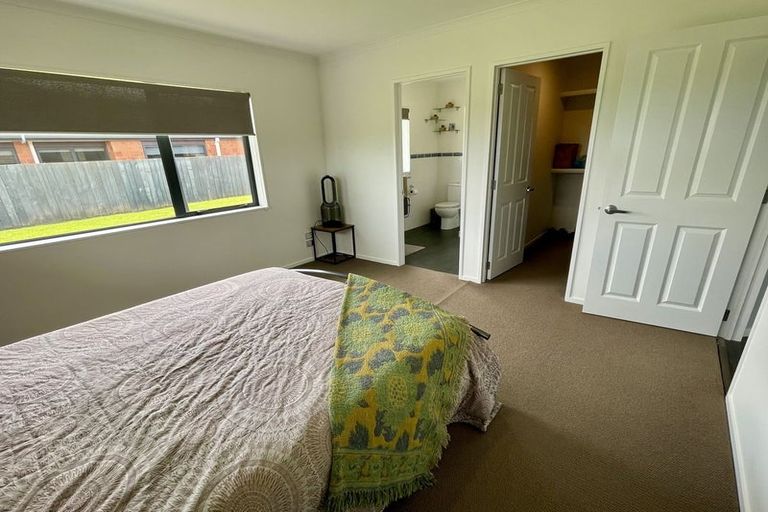 Photo of property in 30 Kestrel Avenue, Welcome Bay, Tauranga, 3112