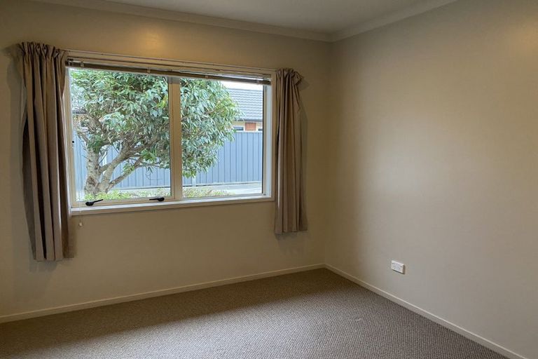 Photo of property in 38 Mcnaughton Place, Onekawa, Napier, 4110