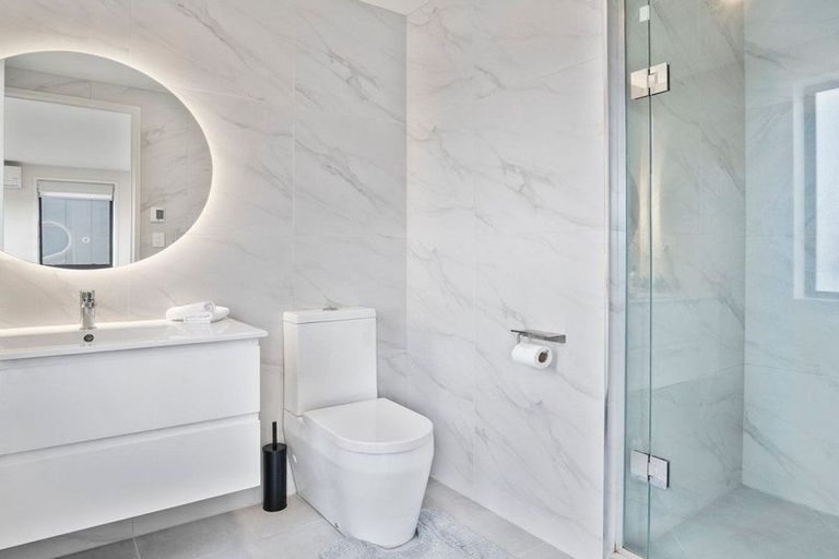 Photo of property in 10 Kea Road, Silverdale, 0932