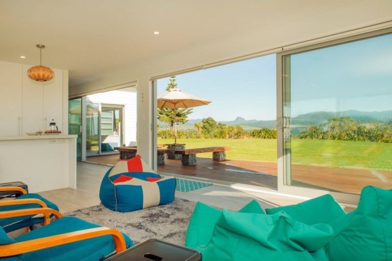 Photo of property in 104 Ti Kouka Crescent, Matarangi, Whitianga, 3592