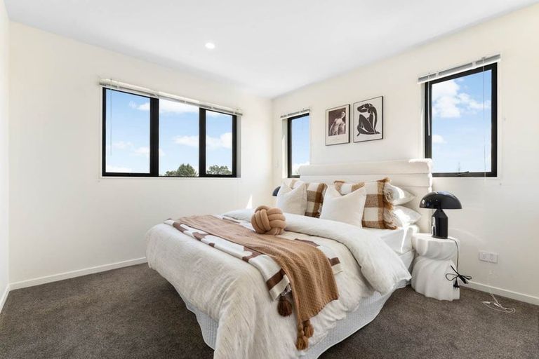 Photo of property in 3 Rakau Road, Hobsonville, Auckland, 0618