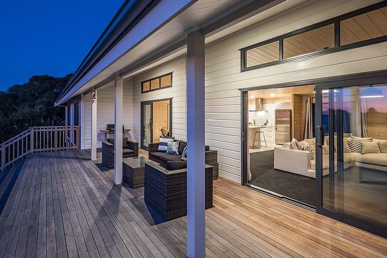 Photo of property in 214b Huia Street, Waikanae, 5391