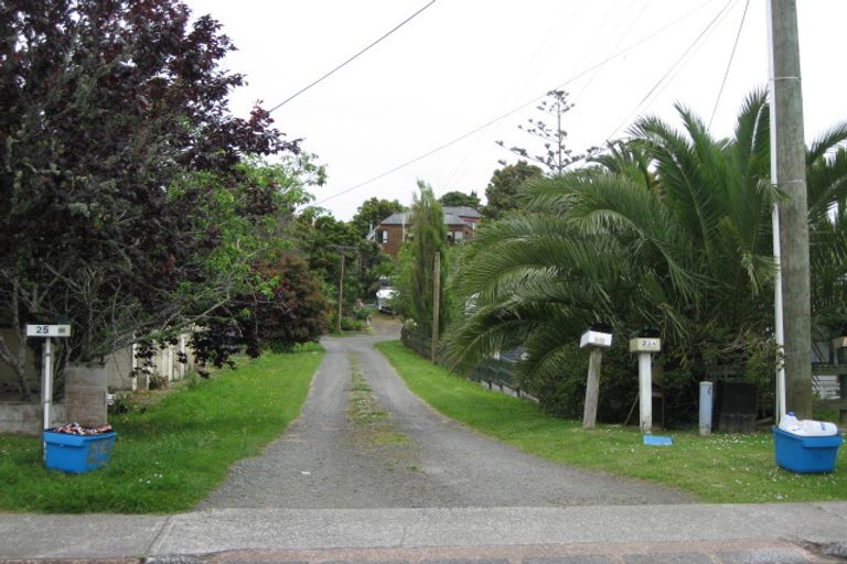 Photo of property in 23a Sundown Avenue, Manly, Whangaparaoa, 0930