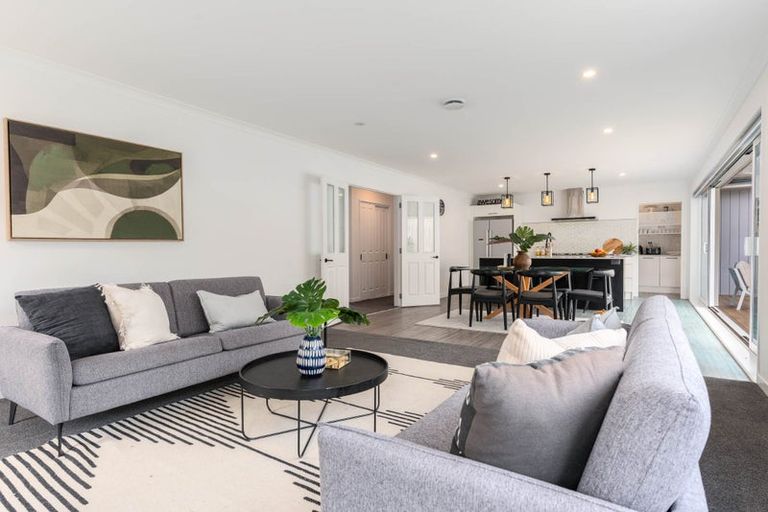 Photo of property in 119 Melksham Drive, Churton Park, Wellington, 6037