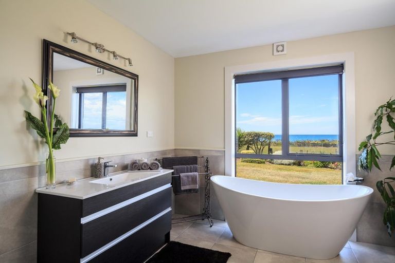 Photo of property in 1/67 Gardiners Road, Awamoa, Oamaru, 9495