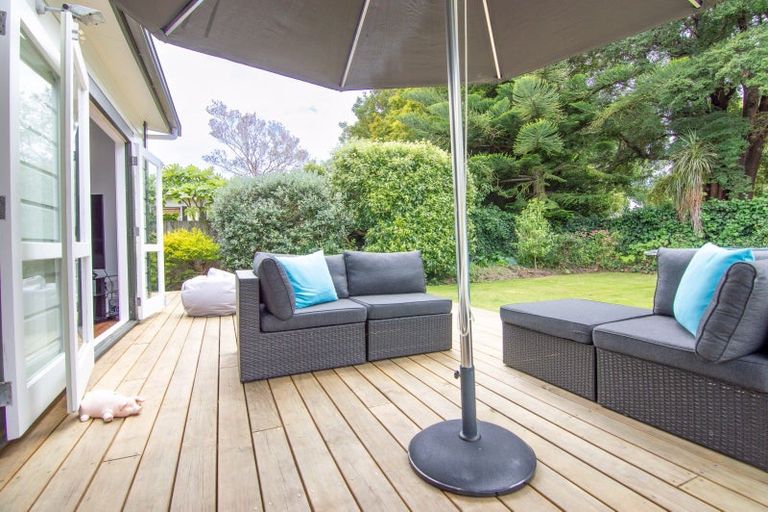 Photo of property in 11 Colombo Street, Hokowhitu, Palmerston North, 4410