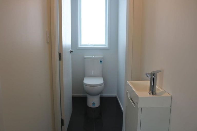 Photo of property in 19 Central Terrace, Alicetown, Lower Hutt, 5010