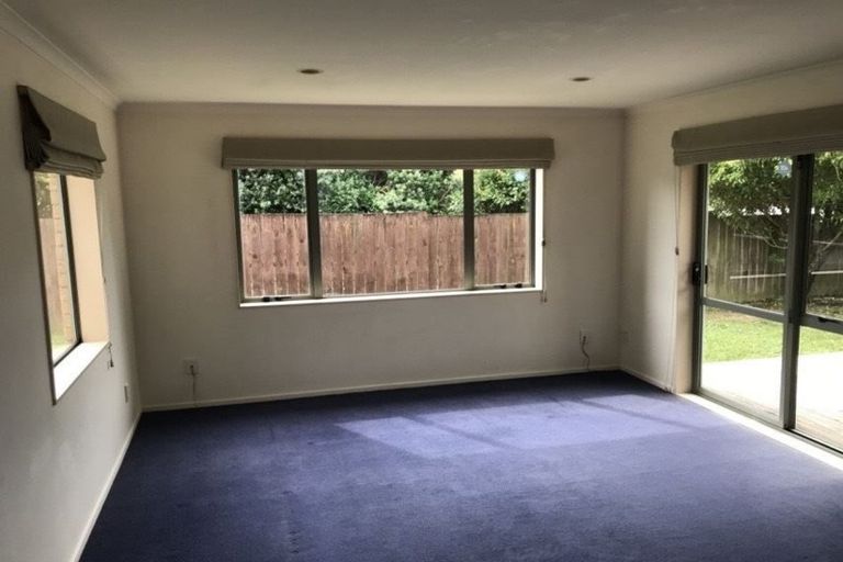 Photo of property in 31a Flanshaw Road, Te Atatu South, Auckland, 0610