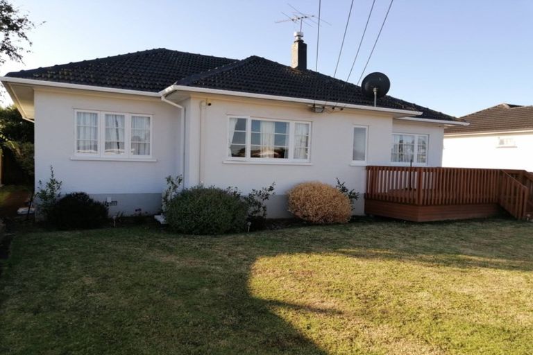 Photo of property in 1/52 Birdwood Avenue, Papatoetoe, Auckland, 2025