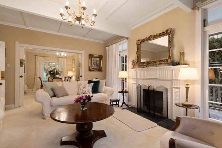 Photo of property in 367b Titirangi Road, Titirangi, Auckland, 0604