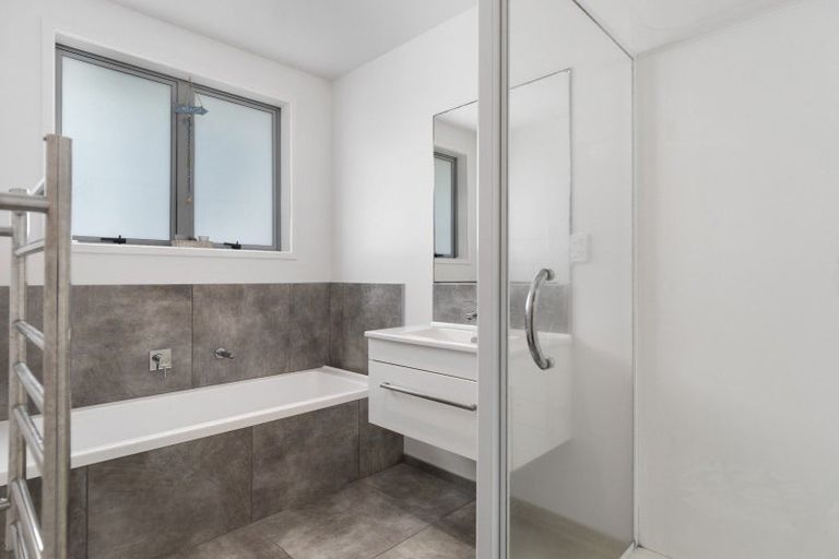 Photo of property in 21 Butterworth Crescent, Papamoa Beach, Papamoa, 3118