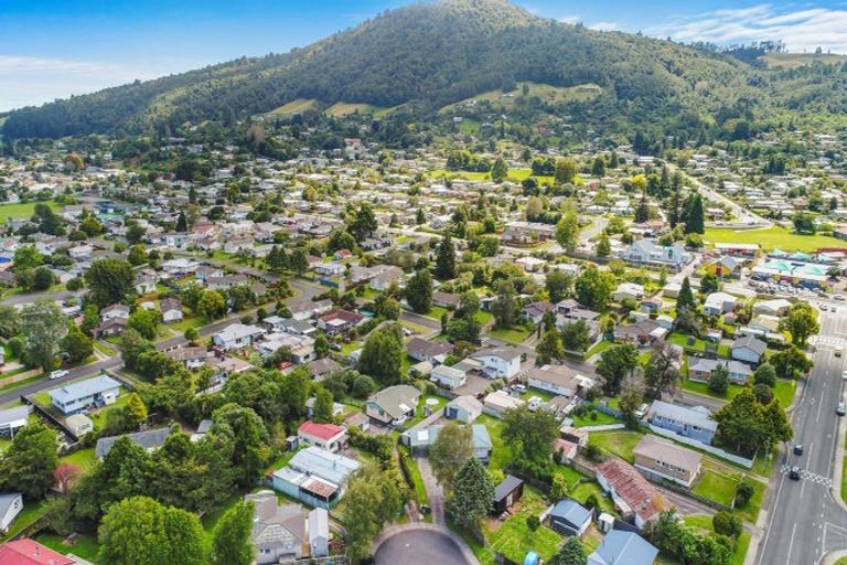 Photo of property in 3 Liane Place, Mangakakahi, Rotorua, 3015