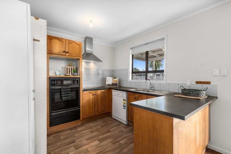 Photo of property in 2 Lumsden Street, Greerton, Tauranga, 3112