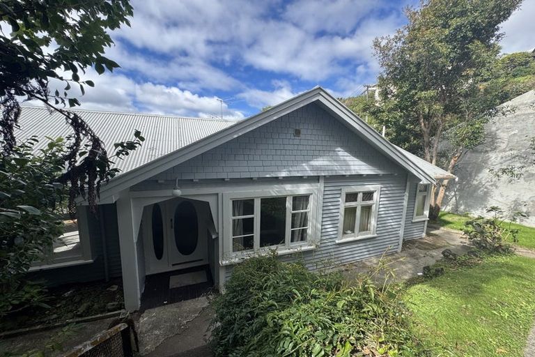 Photo of property in 3/44 Northland Road, Northland, Wellington, 6012