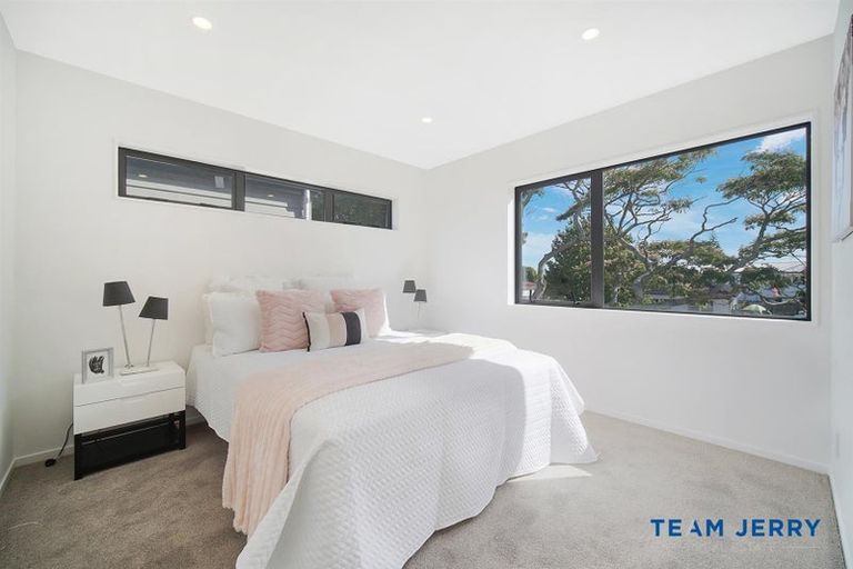 Photo of property in 3/32 Sunlands Drive, Manurewa, Auckland, 2102