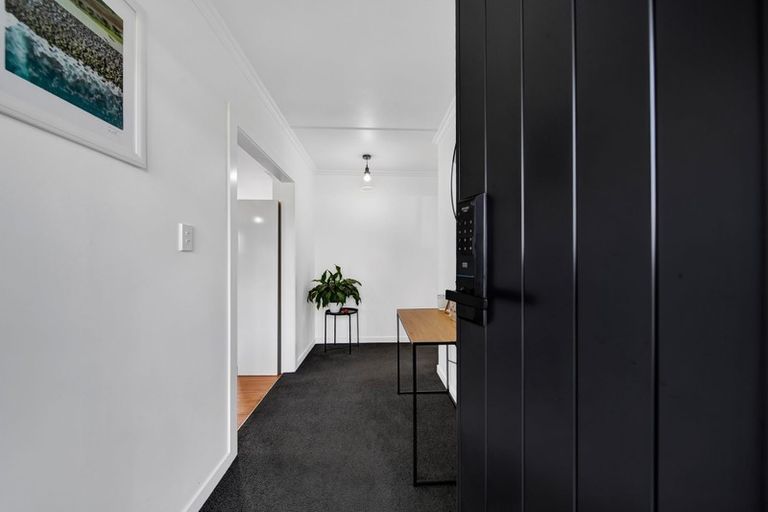 Photo of property in 52 Puriri Street, Hawera, 4610