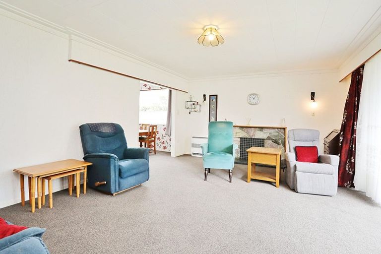 Photo of property in 73 Dunlop Street, Wallacetown, 9816