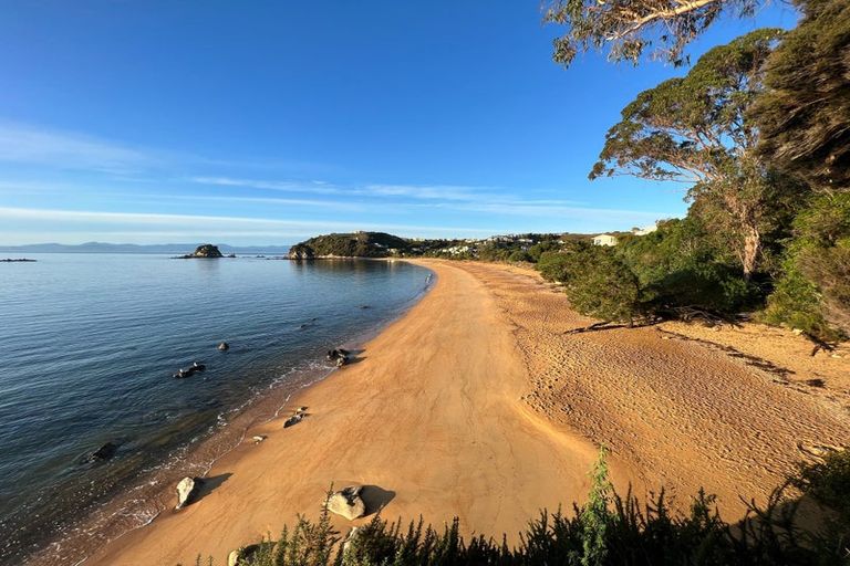 Photo of property in 30 Kotare Place, Kaiteriteri, Motueka, 7197