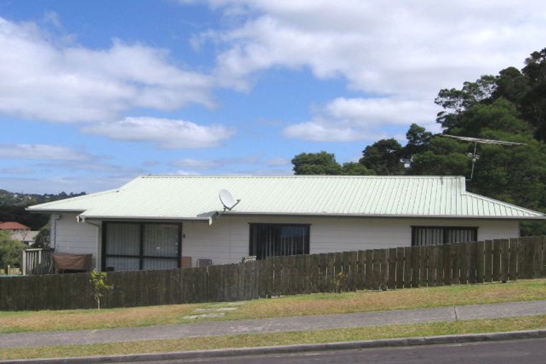 Photo of property in 1/20 Fernlea Rise, Bayview, Auckland, 0629