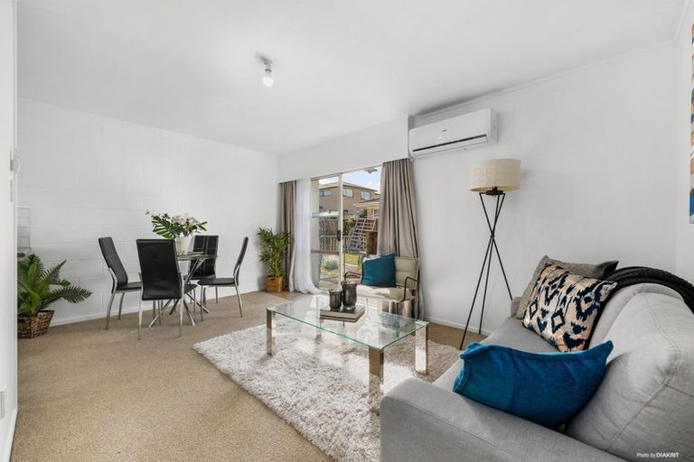 Photo of property in 2/295 Great South Road, Manurewa, Auckland, 2102