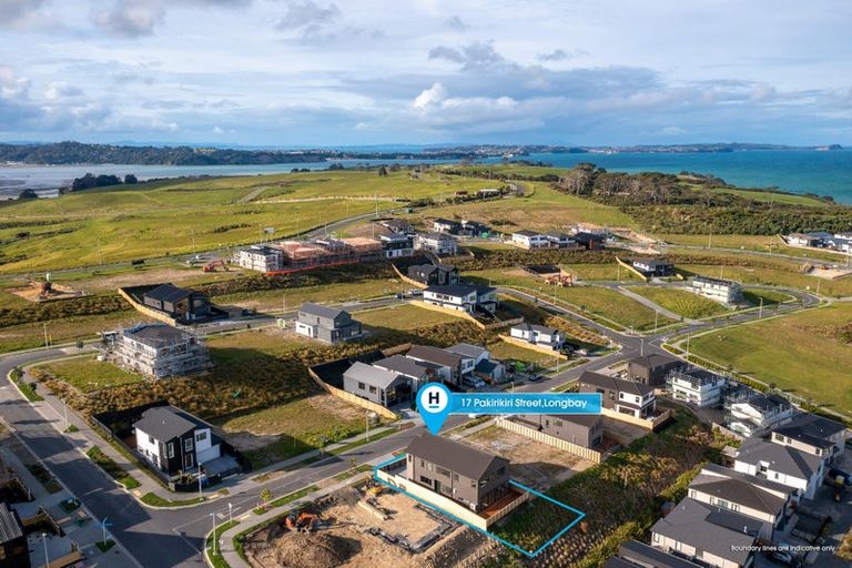 Photo of property in 17 Pakirikiri Street, Long Bay, Auckland, 0630