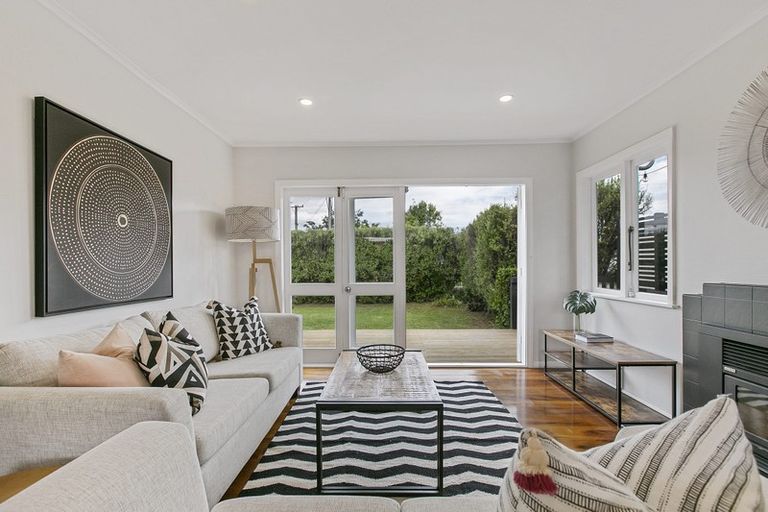 Photo of property in 1/74 Sutton Crescent, Papakura, 2110