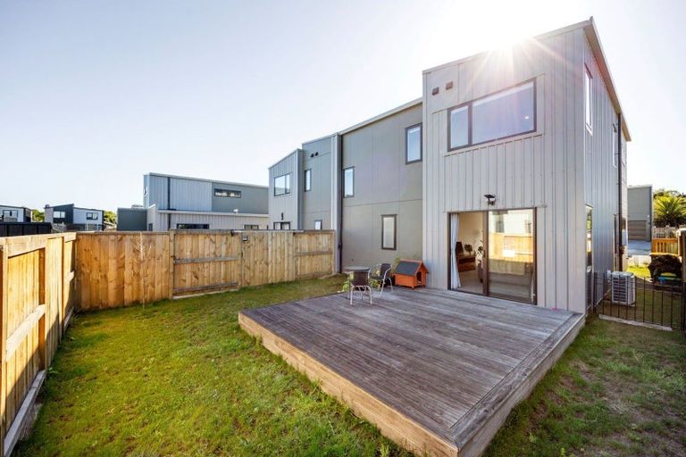 Photo of property in 15 Jacks Landing Drive, Hamilton Lake, Hamilton, 3204