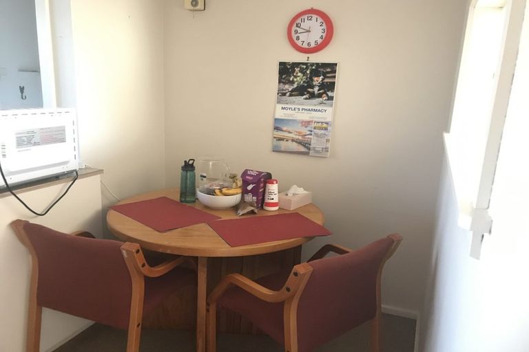 Photo of property in 2/6 Trafalgar Street, Maori Hill, Timaru, 7910